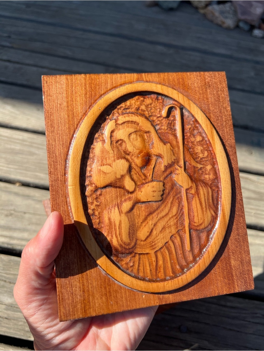 Trinket box Hand-Carved Wooden Religious Shepherd and lamb - Picture 9 of 16